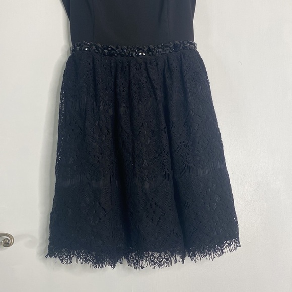 AYLA BLACK LACE JEWELED SLEEVELESS DRESS SIZE SMALL - Picture 4 of 9